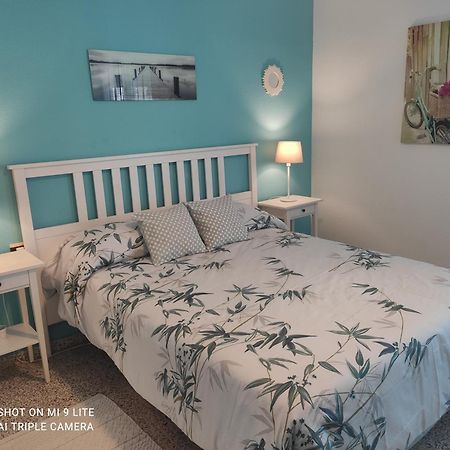 Coqueto Apartamento Con Vista Al Mar Castillo Bajo Kültér fotó
